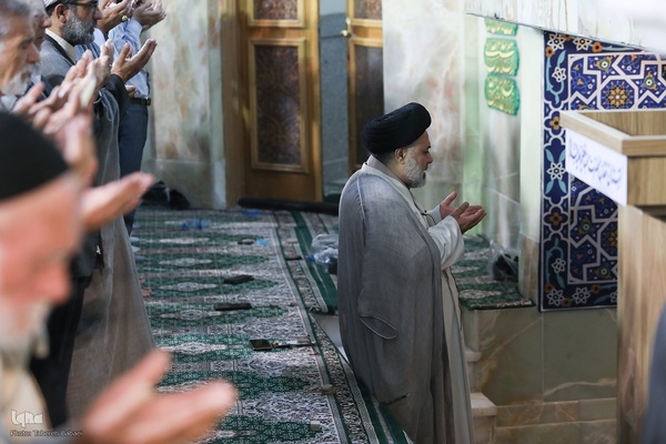 نماز عید قربان در حرم حضرت عبدالعظيم(ع)