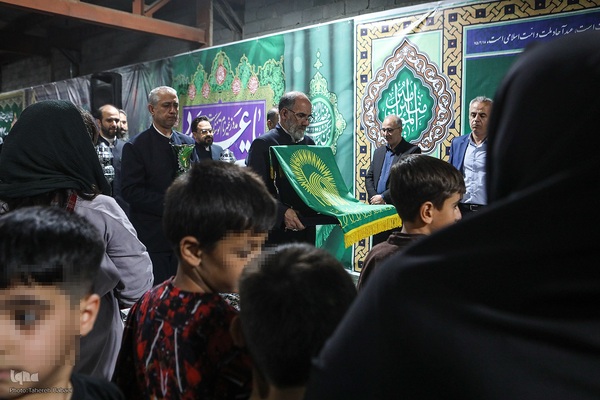 «ضیافت غدیر با حضورایتام و فرزندان محسنین تحت حمایت کمیته امداد استان تهران»