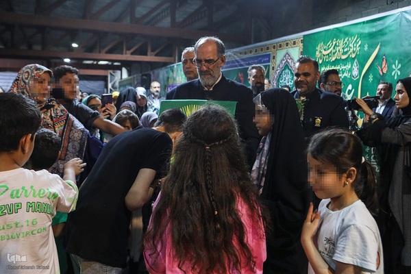 «ضیافت غدیر با حضورایتام و فرزندان محسنین تحت حمایت کمیته امداد استان تهران»