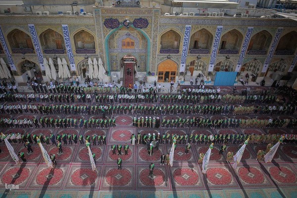 تجدید بیعت خادمان حرم مطهر امام علی در عید غدیر خم