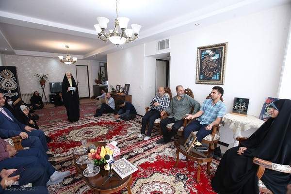 دیدار با خانواده شهید ارغوانی