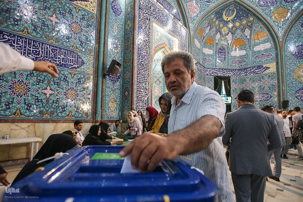 انتخابات چهاردهمین دوره ریاست جمهوری در حسینیه ارشاد