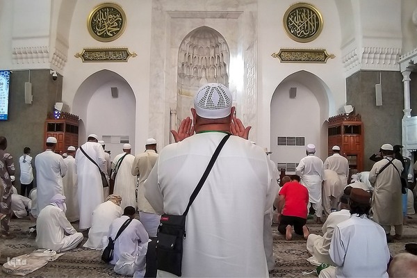 زیارت دوره زائران در مدینه منوره