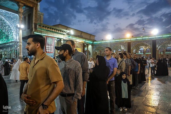 مرحله دوم چهاردهمین دوره انتخابات ریاست جمهوری در حرم عبدالعظیم حسنی (ع)