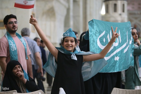 حضور مسعود پزشکیان در حرم امام راحل