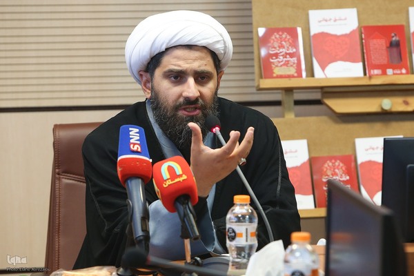 نشست خبری تشریح برنامه‌های محرم و تابستان «نهضت ملی زندگی با آیه‌ها»