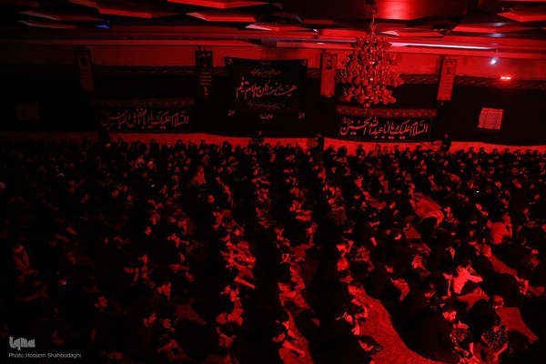 شب دوم ماه محرم در هیئت رزمندگان قم