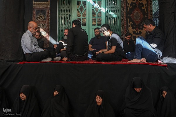 عزاداری چهارمین روزمحرم در تکیه سادات اخوی