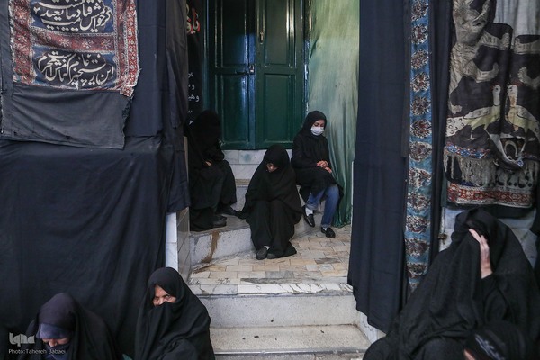 عزاداری چهارمین روزمحرم در تکیه سادات اخوی