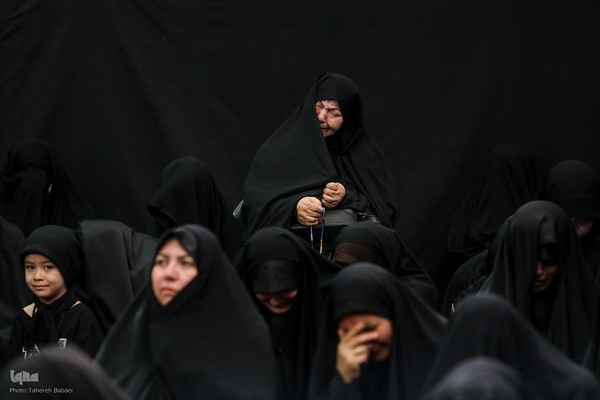 عزاداری چهارمین روزمحرم در تکیه سادات اخوی