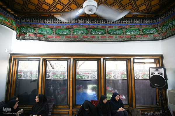 آیین عزاداری در خانه تاریخی ملک