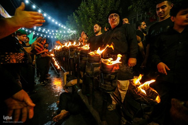 آئین مشعل گردانی عزاداران حسینی در دولت آباد تهران