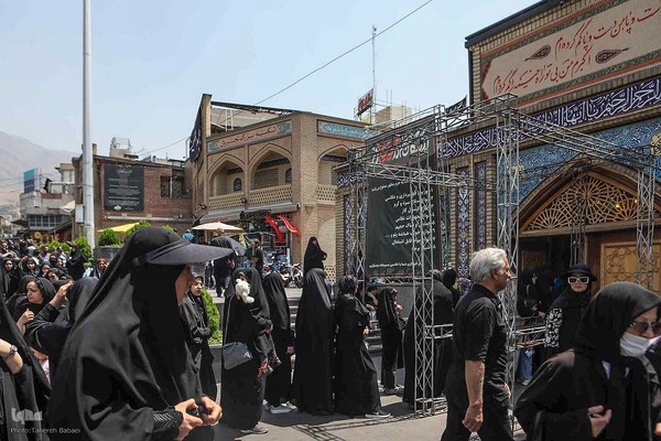 مراسم تاسوعای حسینی در امام زاده صالح(ع) تجریش