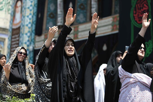 مراسم تاسوعای حسینی در امام زاده صالح(ع) تجریش