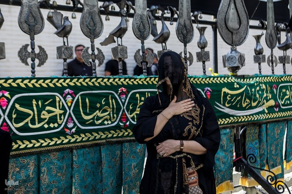 عزاداری ظهر عاشورای حسینی در تهران