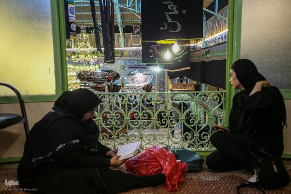 عزاداری ظهر عاشورا در محله کن