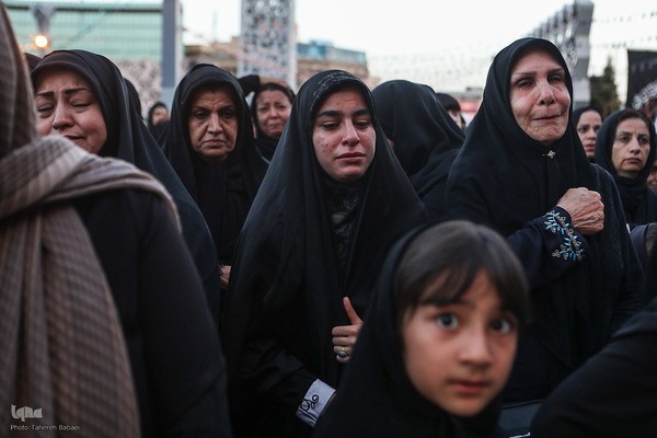 آئین خیمه سوزان در میدان امام حسین (ع)