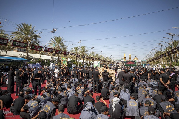 حال و هوای کربلای معلی در روز عاشورا