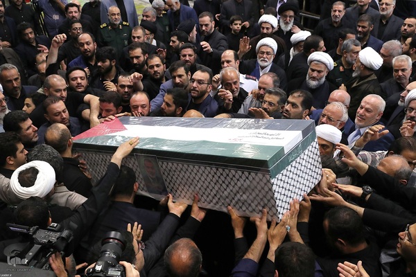 اقامه نماز بر پیکر شهید اسماعیل هنیه توسط مقام معظم رهبری