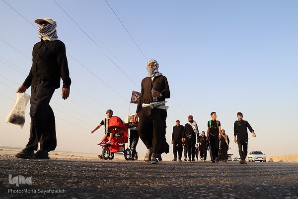 حرکت کاروان‌های پیاده‌روی اربعین به سمت شلمچه