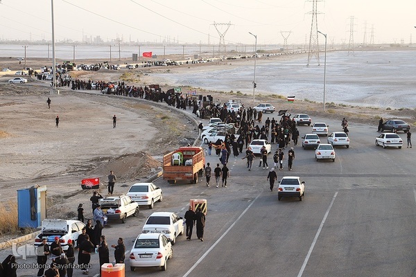 حرکت کاروان‌های پیاده‌روی اربعین به سمت شلمچه