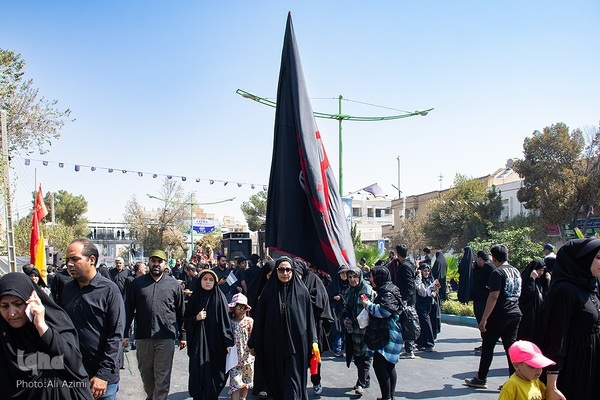 پیاده‌روی جاماندگان اربعین در اصفهان