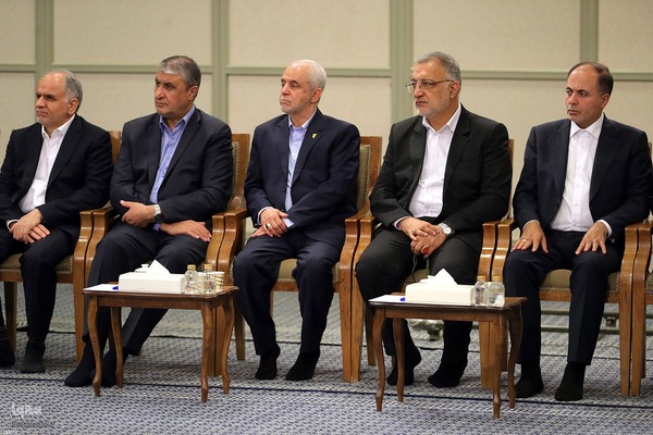 دیدار رئیس‌جمهور و اعضای هیئت دولت چهاردهم با رهبر معظم انقلاب