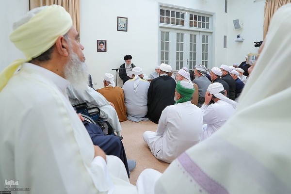 دیدار جمعی از علما، امامان جمعه و مدیران مدارس علمیه اهل سنت سراسر کشور