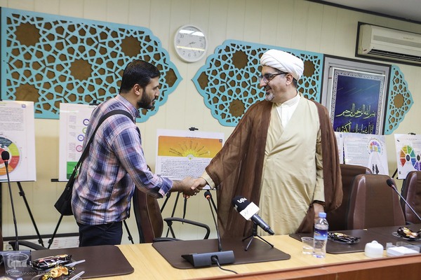 تشکیل نمایشگاه اینفوگرافی قرآنی در ایکنا