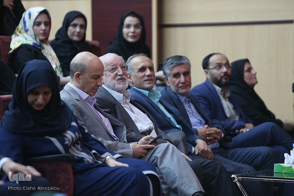 یادبود حضور ایثارگرانه جامعه پزشکی در دفاع مقدس