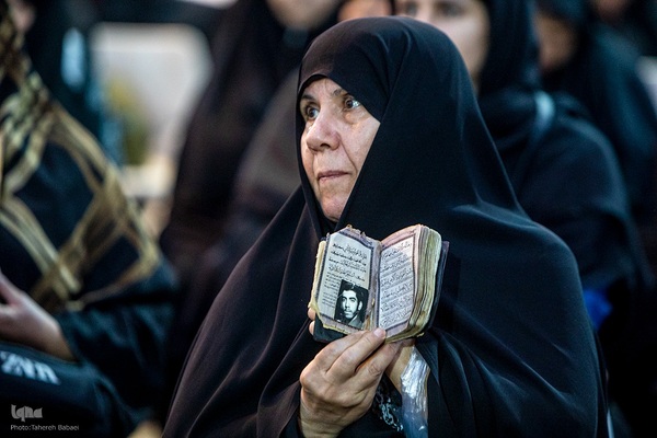 مراسم سراسری مهمانی لاله‌ها