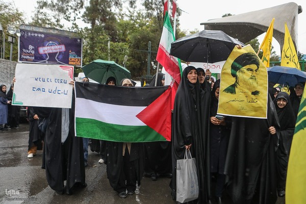 تجمع ضدصهیونیستی دانشجویان دانشگاه تهران