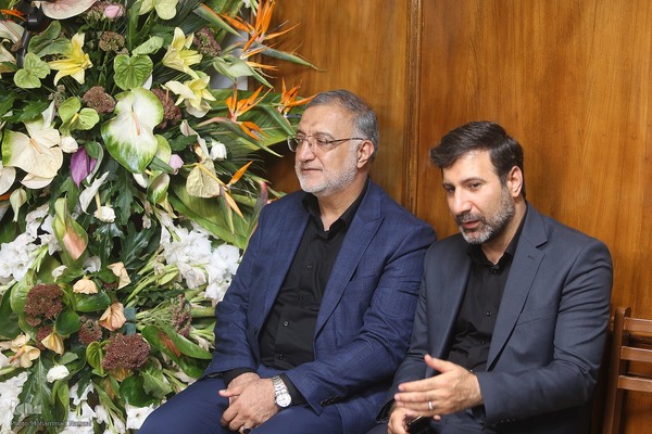 حضور مسئولان و شخصیت‌های سیاسی در دفتر حزب‌الله