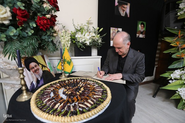 حضور مسئولان و شخصیت‌های سیاسی در دفتر حزب‌الله