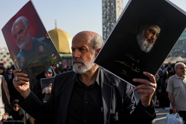 تجمع بزرگ مردم تهران برای اعلام حمایت از اجرای عملیات «وعده صادق ۲»