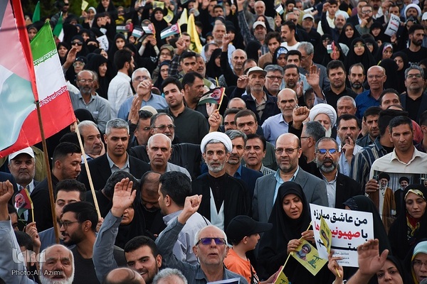 تجمع بزرگ مردم اصفهان در حمایت از عملیات «وعده صادق ۲»
