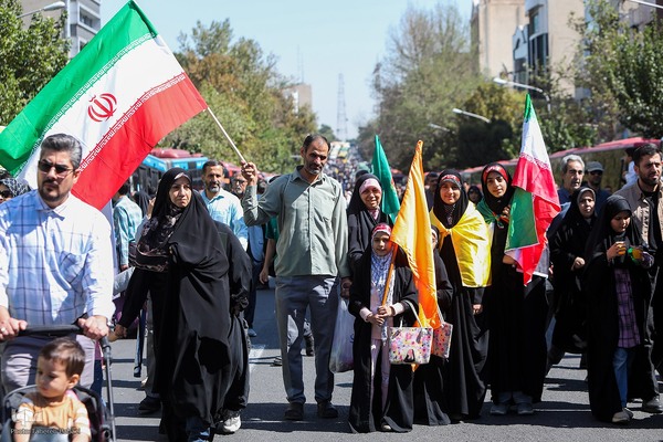 حضور پرشور مردم در نماز جمعه تهران