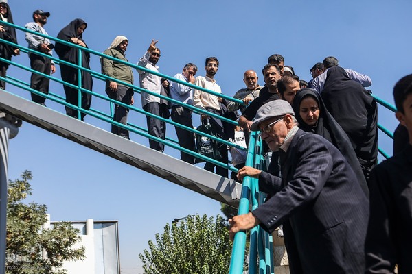 حضور پرشور مردم در نماز جمعه تهران