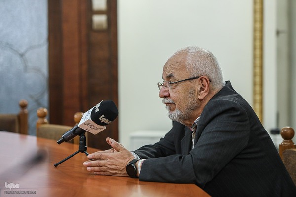 حسین معصومی همدانی