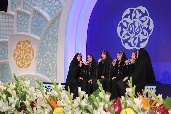 رقابت قرآنی بانوان همخوان در مصلی تبریز