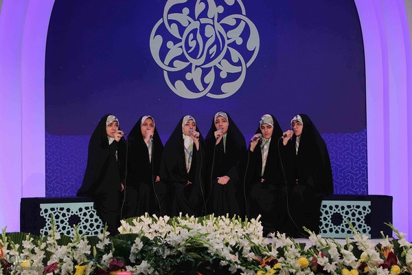 رقابت قرآنی بانوان همخوان در مصلی تبریز