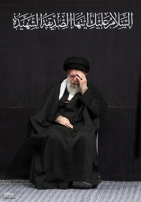 اولین شب مراسم عزاداری حضرت فاطمه‌زهرا (س) در حسینیه امام خمینی(ره)