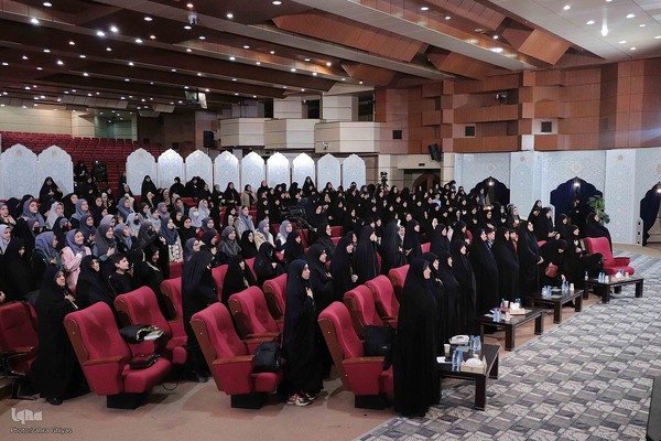 مراسم اختتامیه بخش نغمات بانوان چهل و هفتمین دوره مسابقات سراسری قرآن کریم در مصلی تبریز برگزار شد.