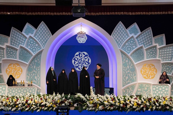 مراسم اختتامیه بخش نغمات بانوان چهل و هفتمین دوره مسابقات سراسری قرآن کریم در مصلی تبریز برگزار شد.