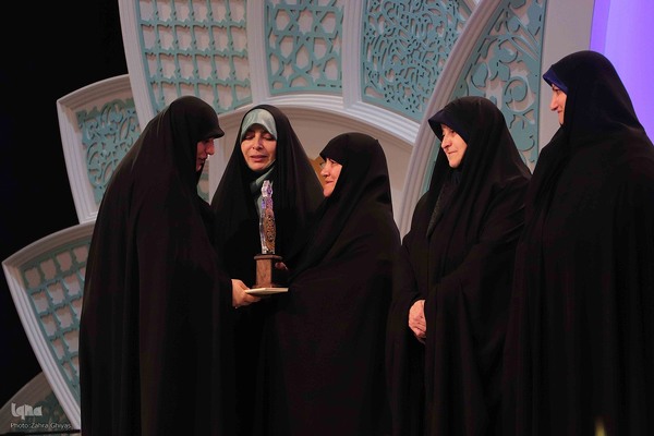 مراسم اختتامیه بخش نغمات بانوان چهل و هفتمین دوره مسابقات سراسری قرآن کریم در مصلی تبریز برگزار شد.