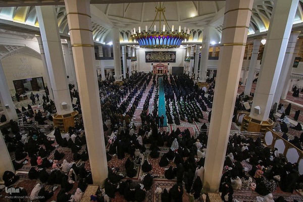 تشیع نمادین حضرت زهرا (س) در شاهچراغ(ع)