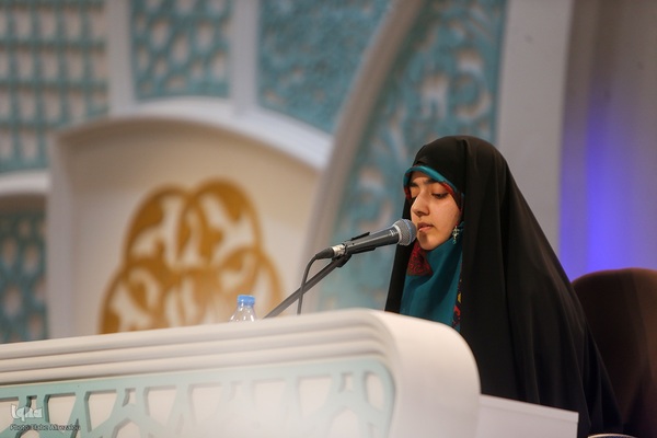 هفتمین شب مسابقات سراسری قرآن در بخش بانوان