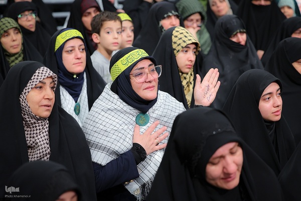 دیدار هزاران نفر از اقشار مختلف مردم درباره تحولات منطقه