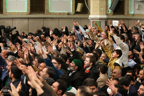 دیدار جمعی از مداحان و شاعران اهل‌بیت‌ (ع) با رهبر معظم انقلاب