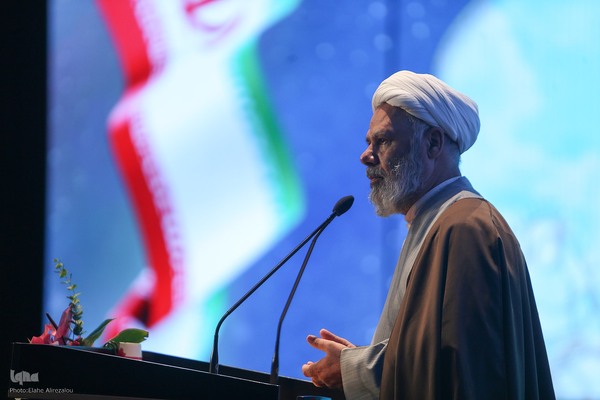 شانزدهمین همایش بانوان قرآن‌پژوه